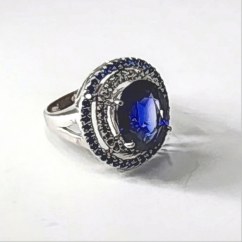 BLUE SAPPHIRE (Lab Grown) and SILVER (925)